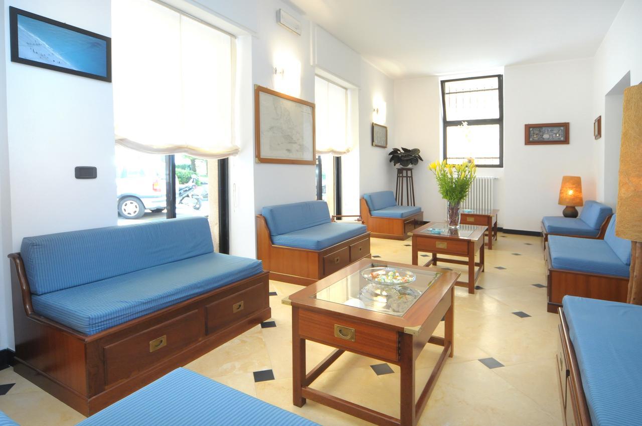 Hotel Gambone Finale Ligure Luaran gambar
