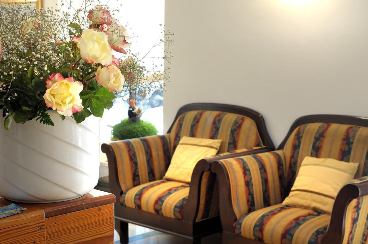 Hotel Gambone Finale Ligure Luaran gambar