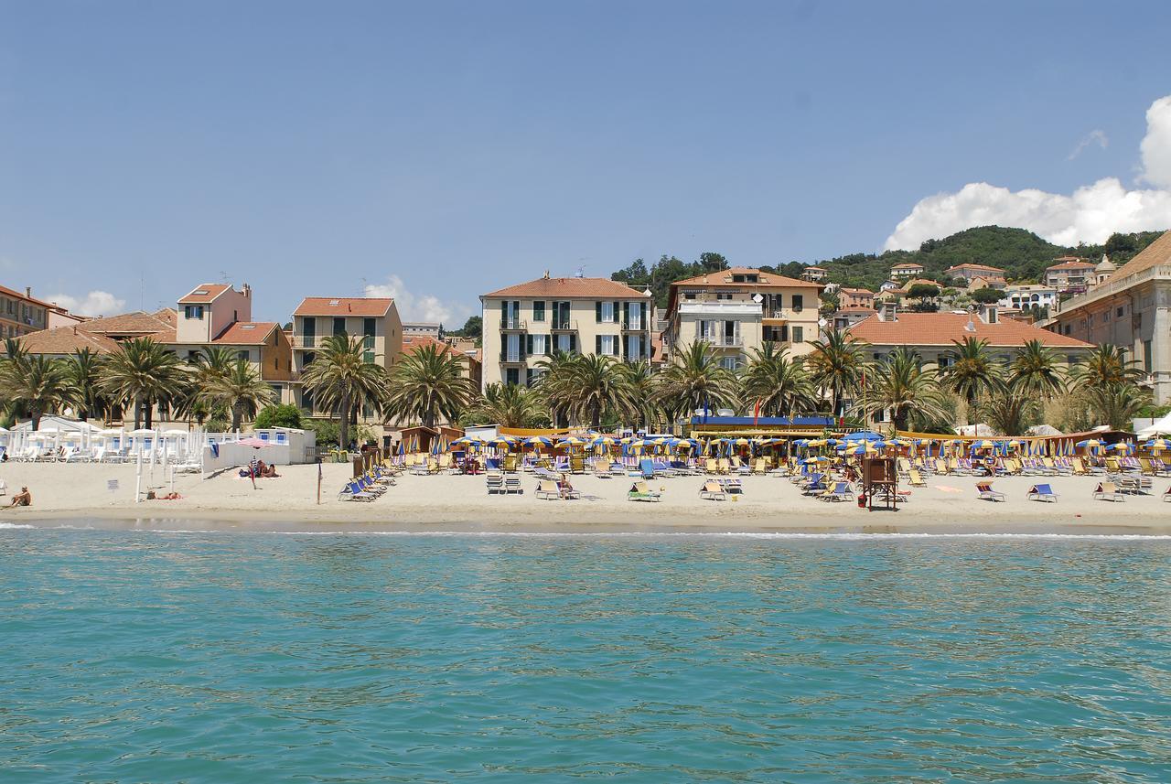 Hotel Gambone Finale Ligure Luaran gambar